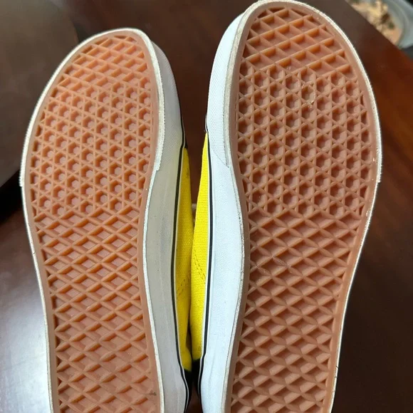 Van shoes X Peanut Charlie Brown - Picture 2 of 3